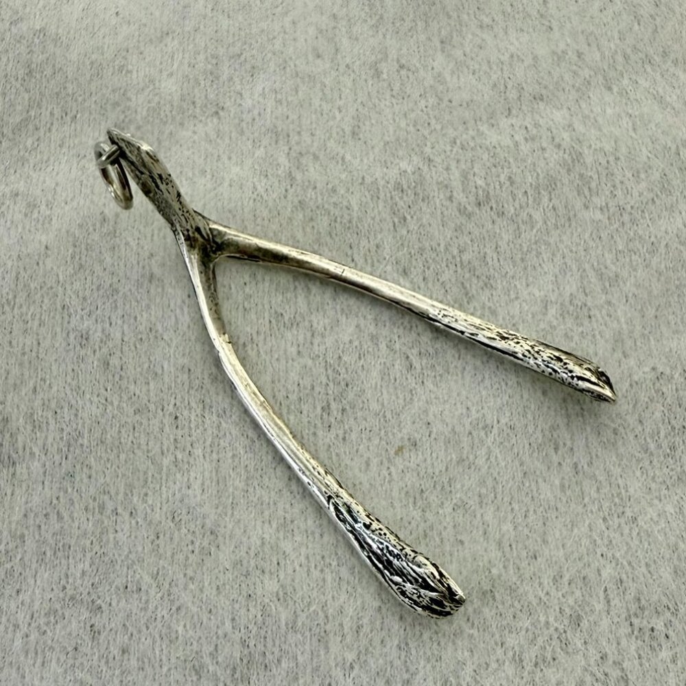 Sterling Silver Wishbone pendant
